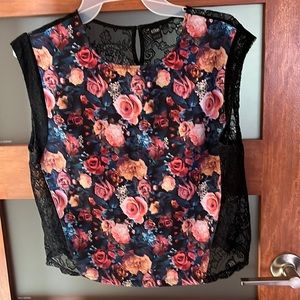Floral crop top with lacy back